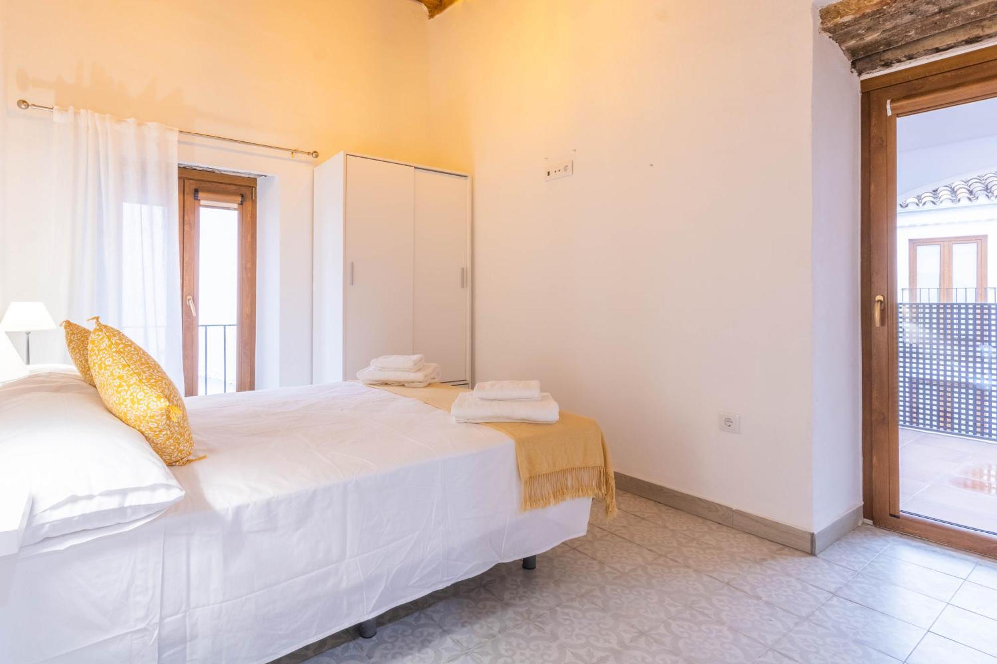 Apartamentos Miguel De Cervantes Centro Córdoba Eksteriør billede