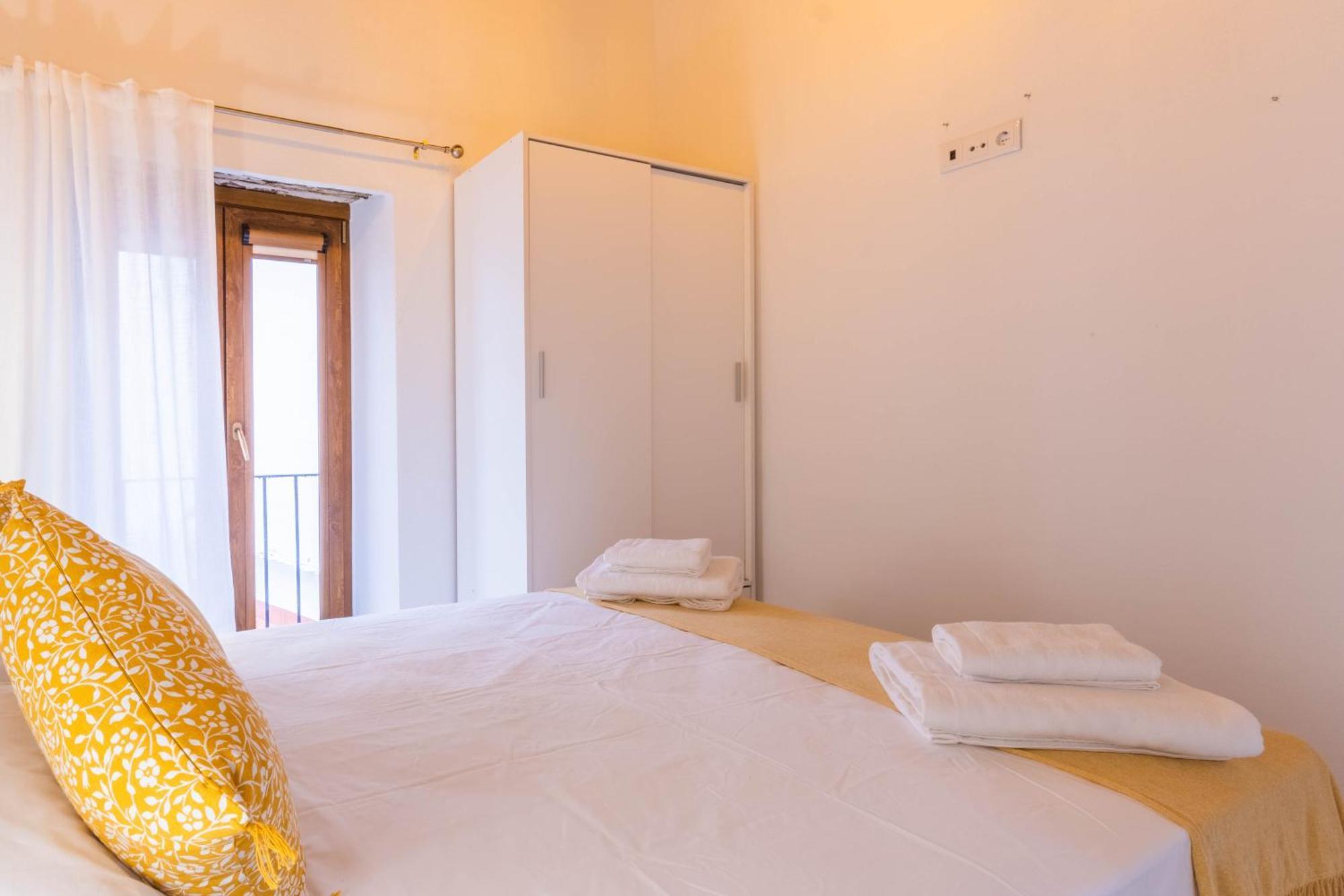 Apartamentos Miguel De Cervantes Centro Córdoba Eksteriør billede
